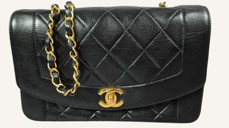 Pourquoi vendre votre sac Chanel vintage chez TheVintageTraveler