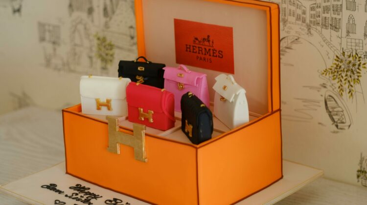 Guide des couleurs Hermès par type de cuir : tout savoir pour choisir son sac vintage
