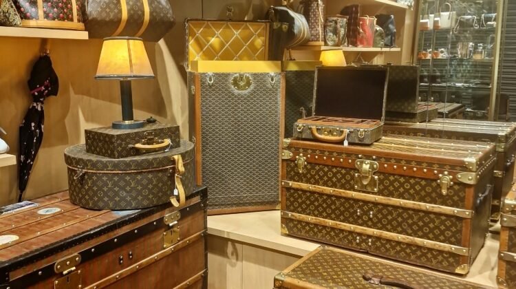 Malles Louis Vuitton Vintage : modèles, histoire et valeur