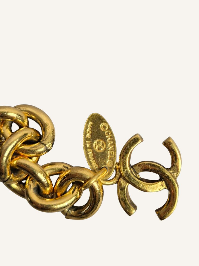 Bracelet Chanel vintage médaillon matelassé – Image 3