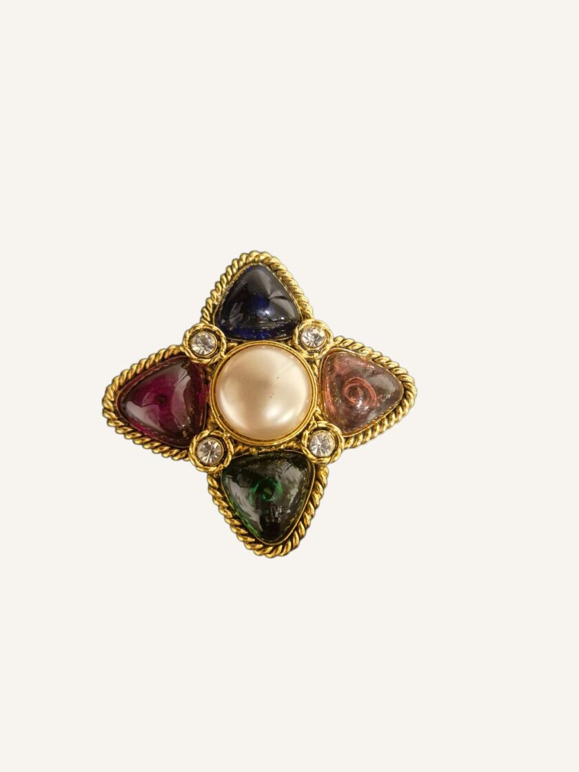 broche Chanel croix byzantine Gripoix 2003