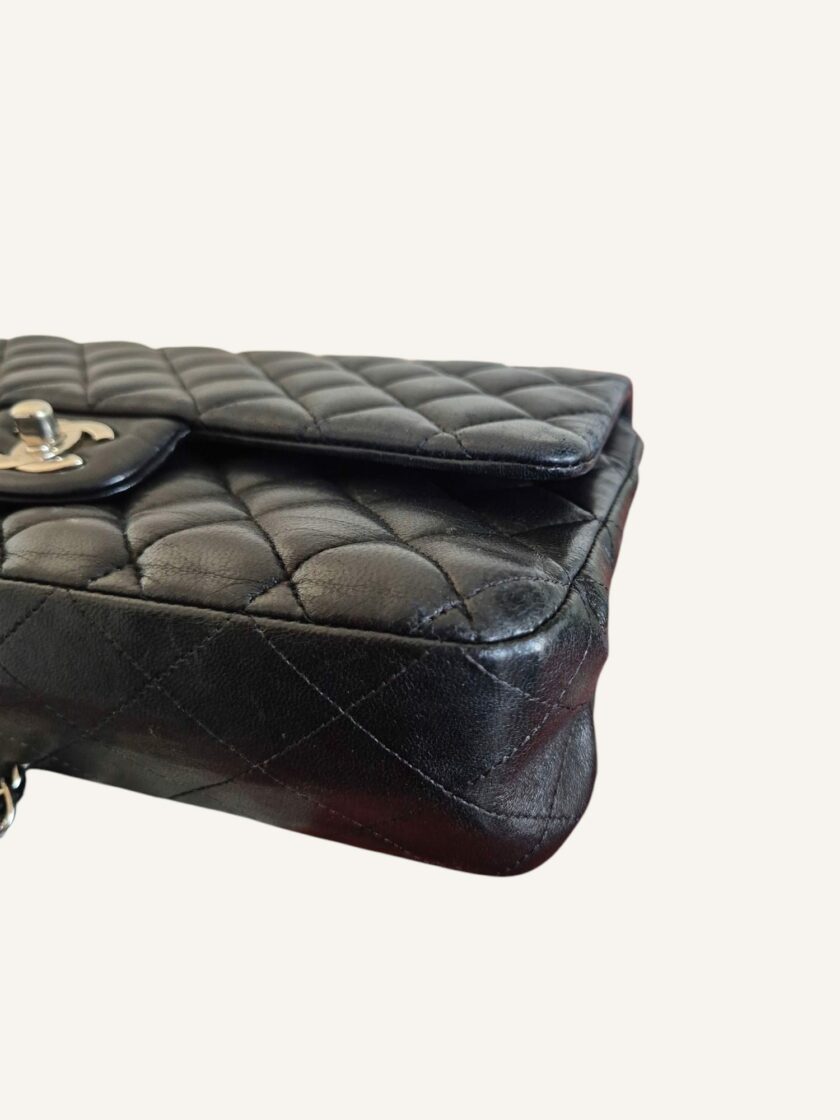 Sac Chanel medium classique finitions argentées – Image 5