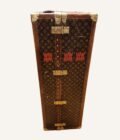 Malle Louis Vuitton penderie / Table basse – Image 6