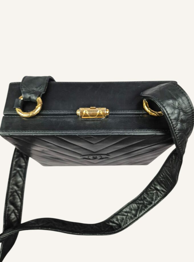 Sac Chanel vintage petite malle