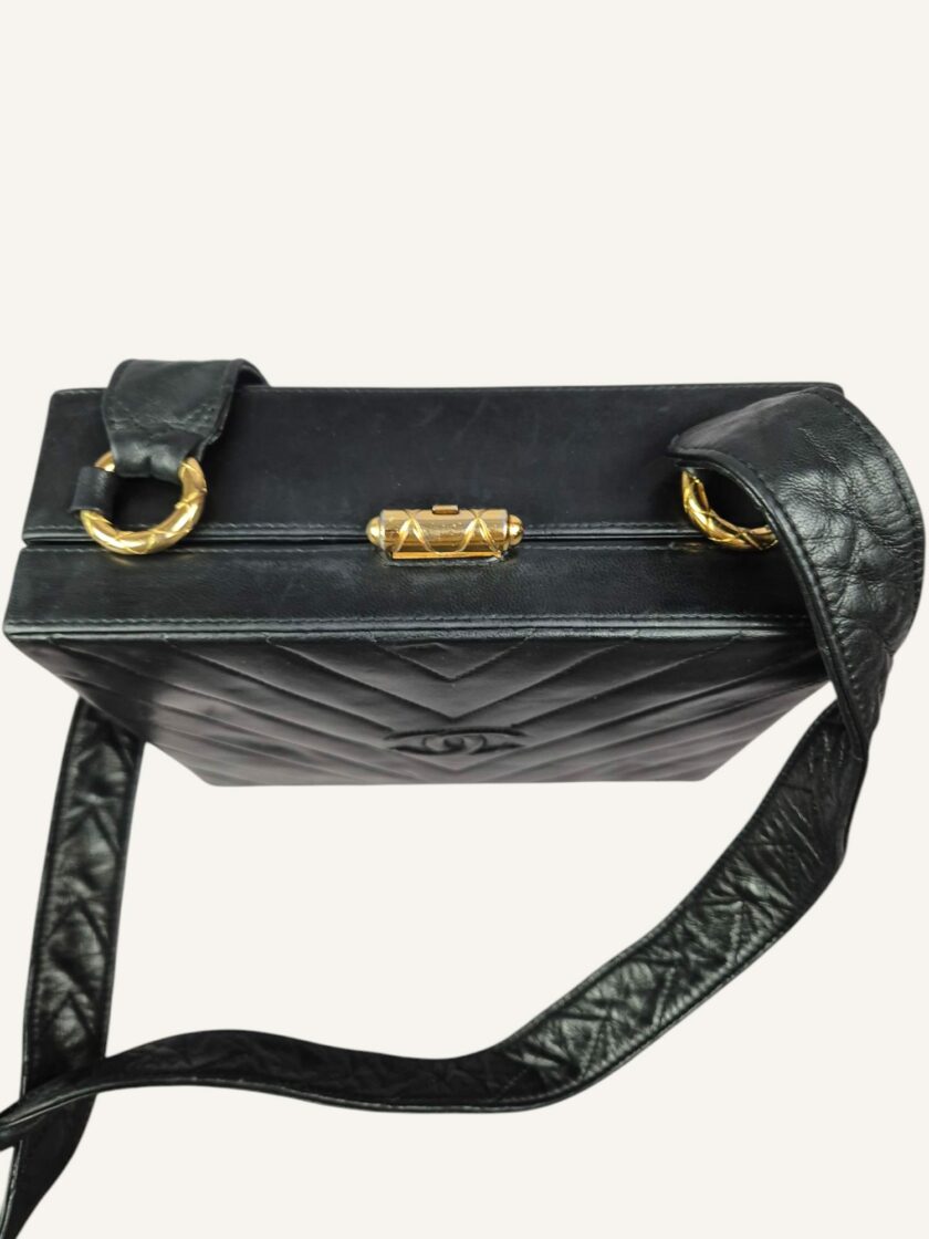Sac Chanel vintage petite malle – Image 7