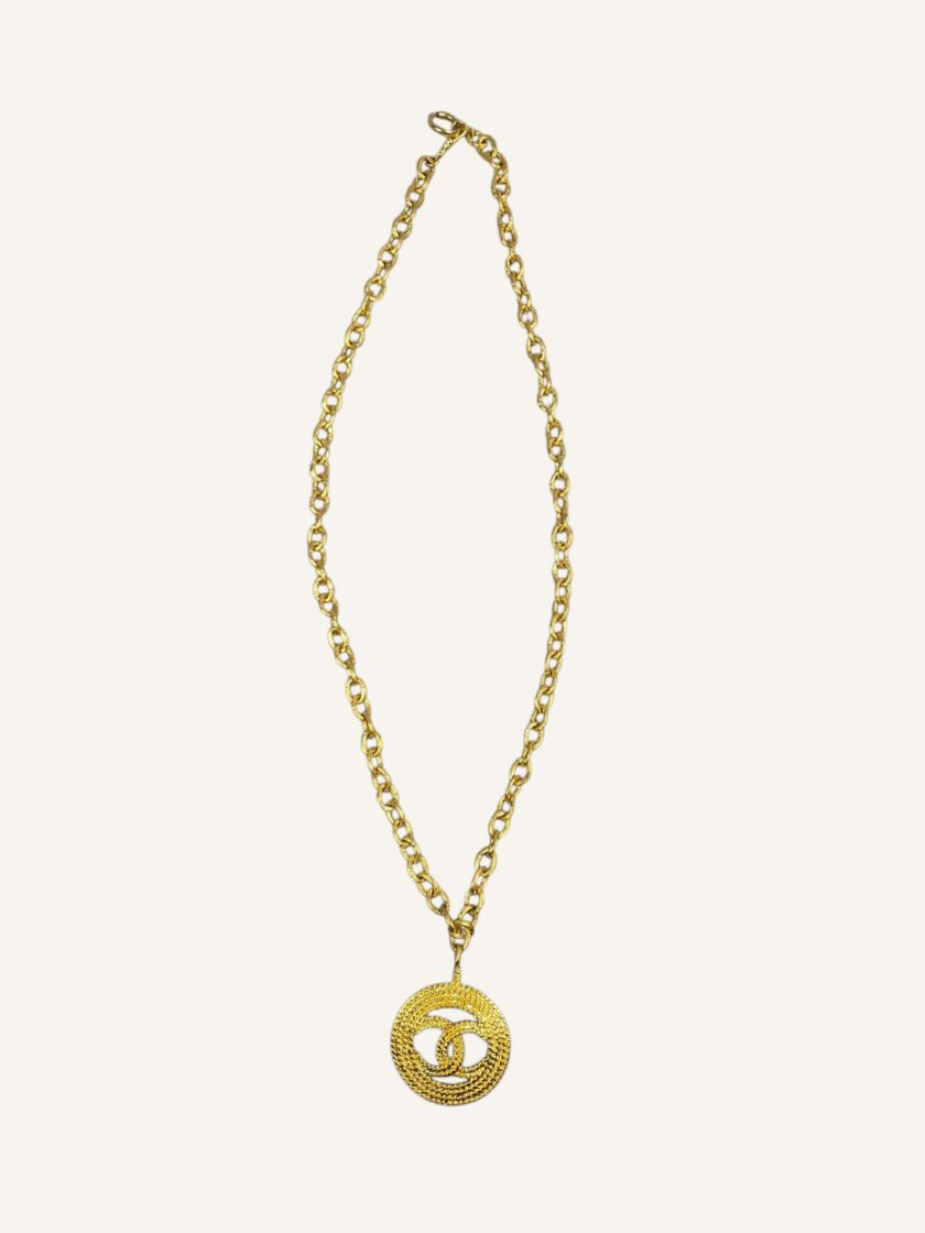 collier Chanel vintage or 24k double CC torsadé