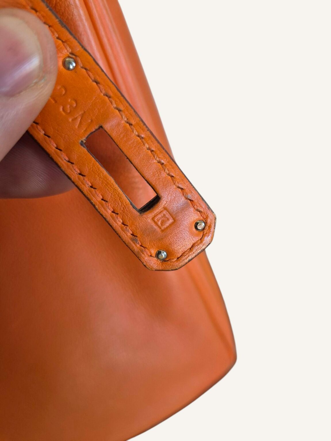 Stamp hermes R