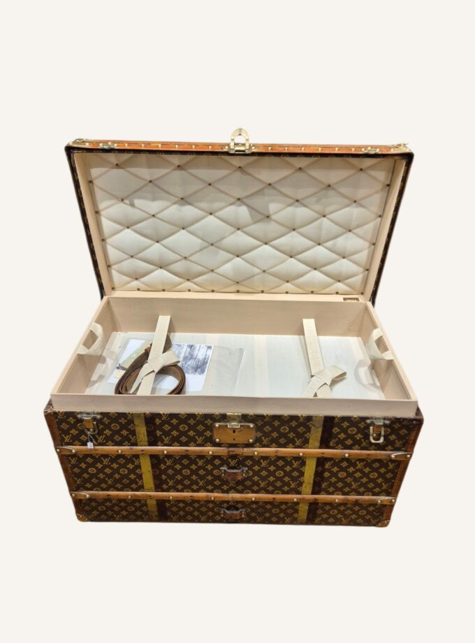 Malle Louis Vuitton courrier monogramme