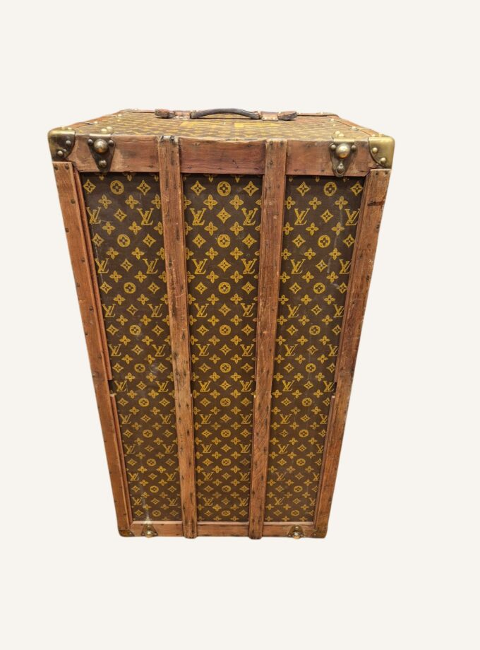 Malle Louis Vuitton courrier monogramme