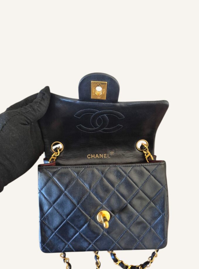 Mini Chanel vintage bleu marine