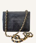 Mini Chanel noir finitions or – Image 9