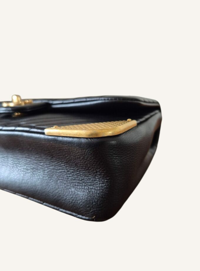 Sac Chanel V stich coins dorés