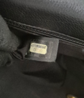 Sac Hermès Birkin 30 en cuir Swift noir, finitions or. Très bon état. Icône intemporelle, rare et certifiée. Excellent investissement luxe.