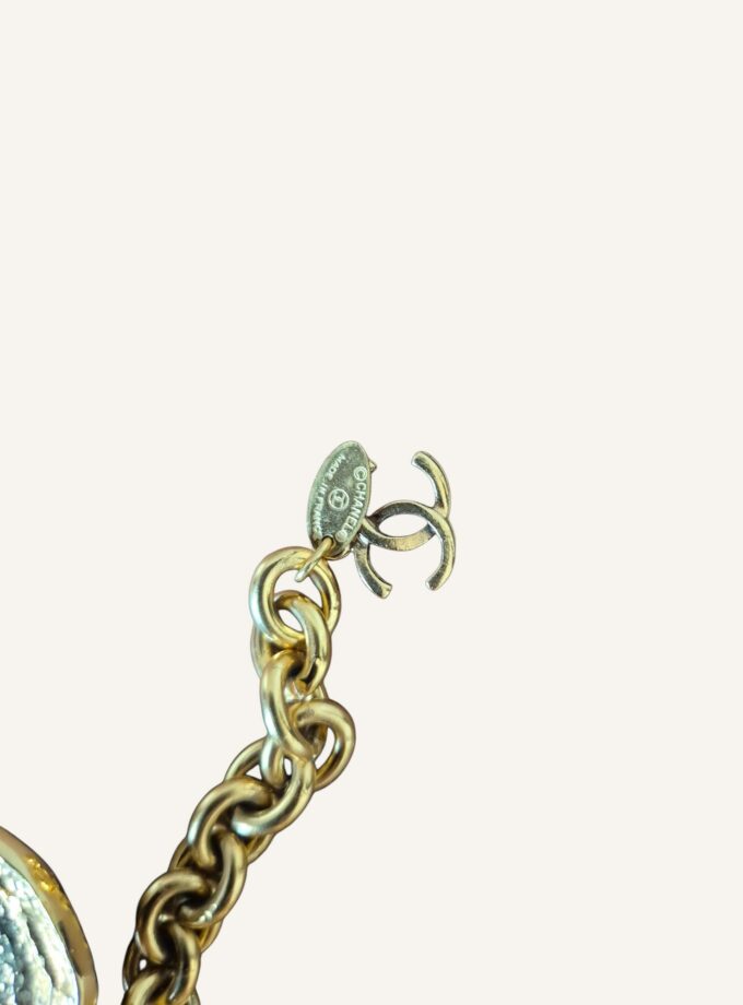 Collier Chanel vintage doré