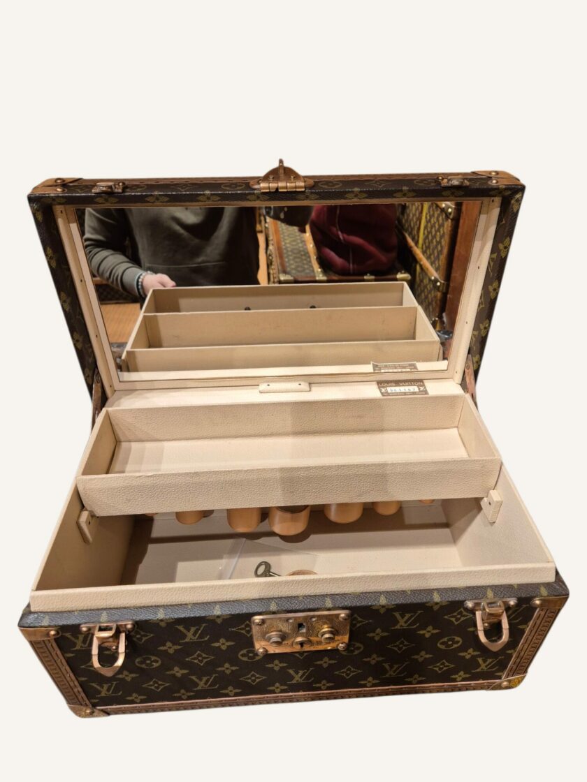 Vanity Louis Vuitton boite à bouteille monogram – Image 4