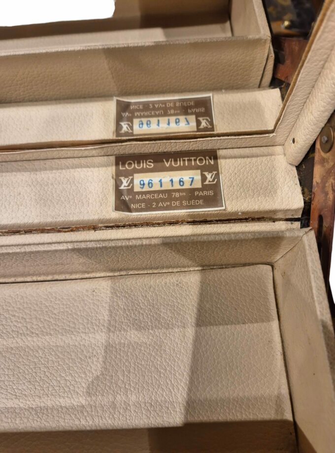 Vanity Louis Vuitton boite à bouteille monogram