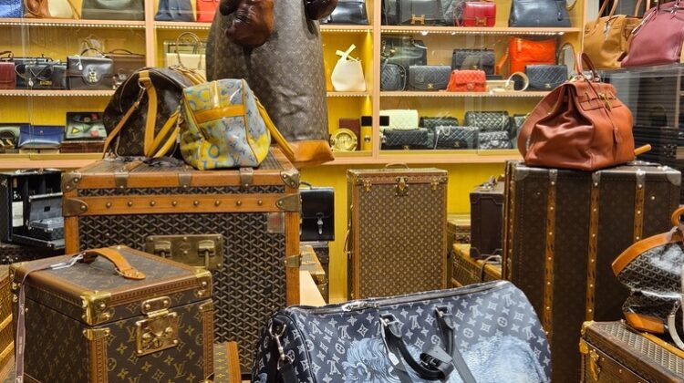 Rachat de sac de luxe : obtenez une estimation rapide avec TheVintageTraveler