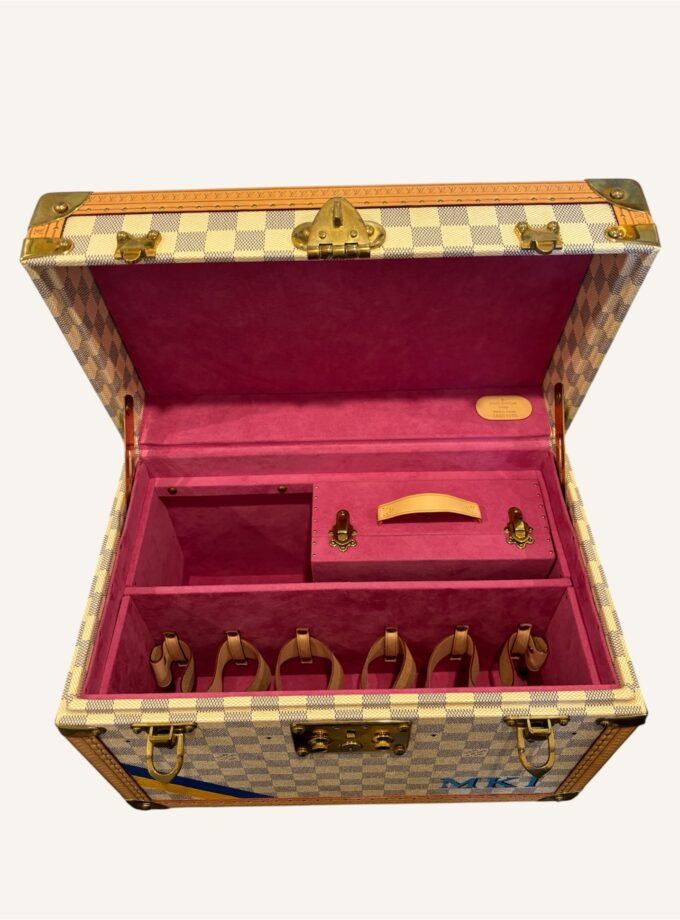 Boite à pharmacie Louis Vuitton commande spéciale