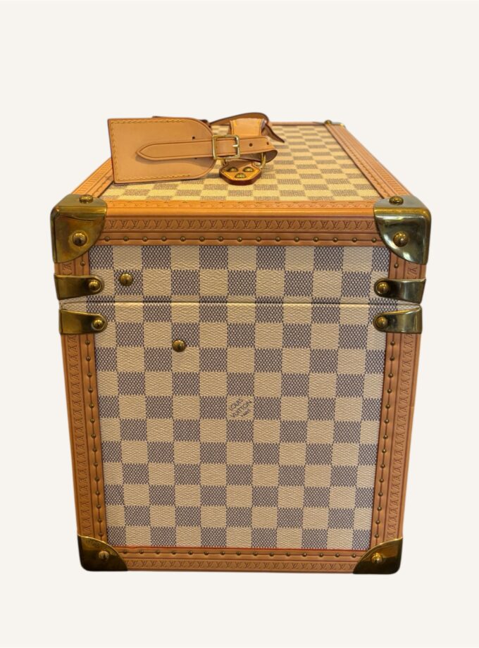 Boite à pharmacie Louis Vuitton commande spéciale