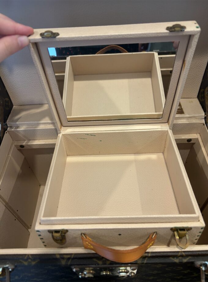 Boite à pharmacie Louis Vuitton