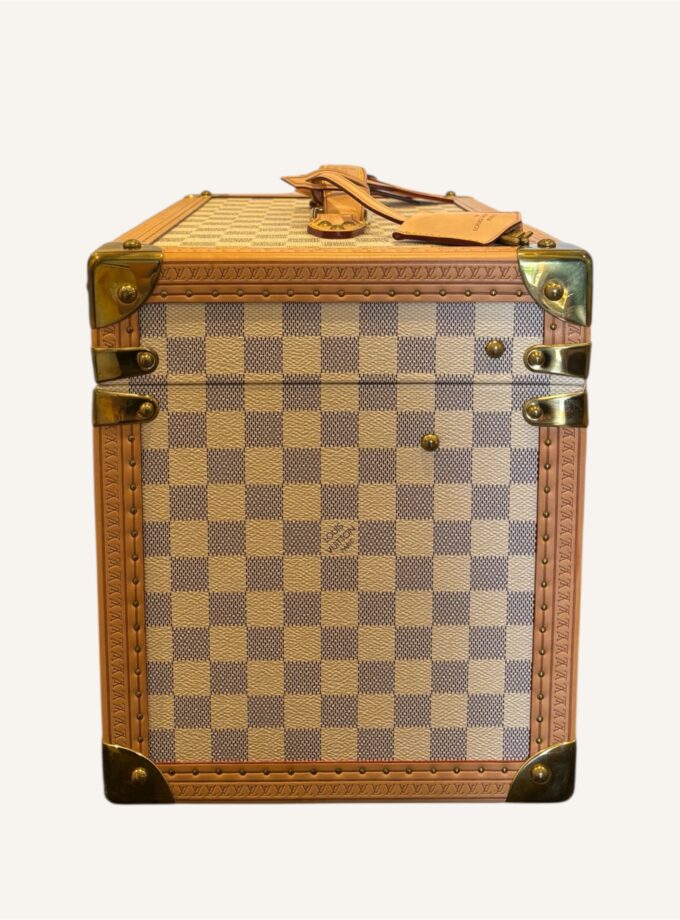 Boite à pharmacie Louis Vuitton commande spéciale