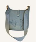 sac Hermès Evelyne PM cuir Courchevel bleu Jean