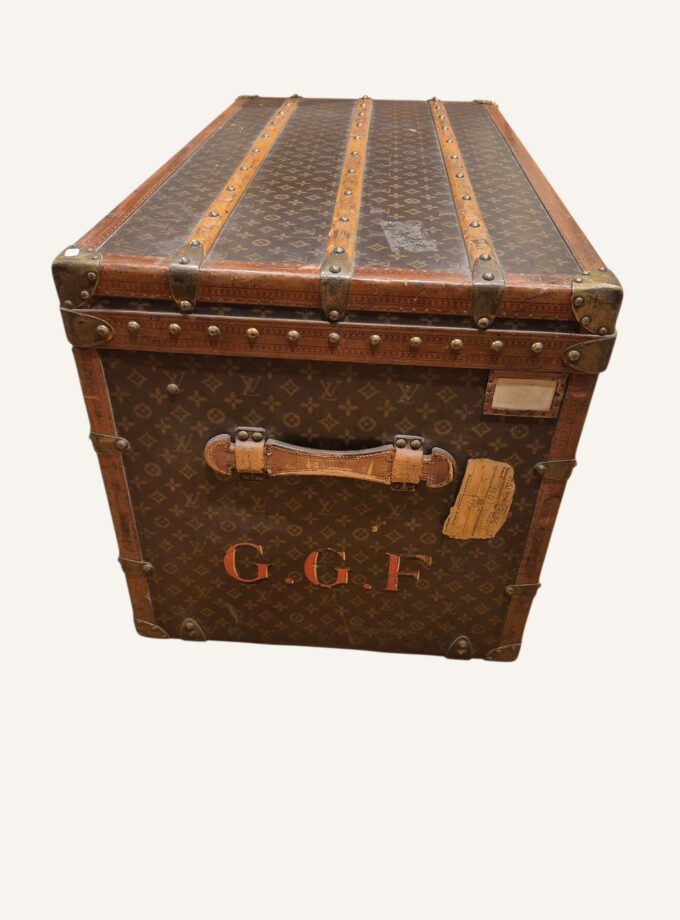 Malle Louis Vuitton courrier début XXe