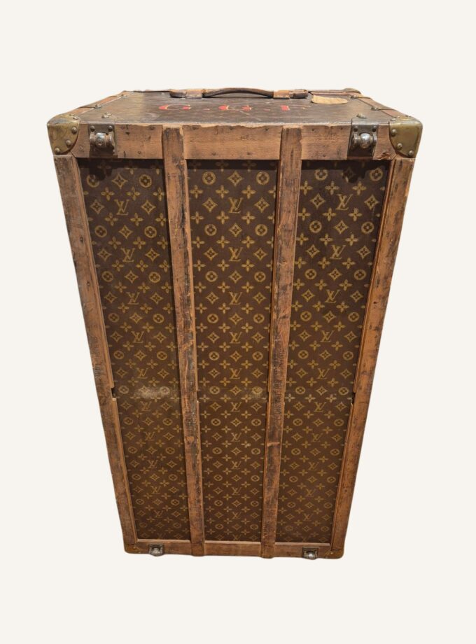 Malle Louis Vuitton courrier début XXe