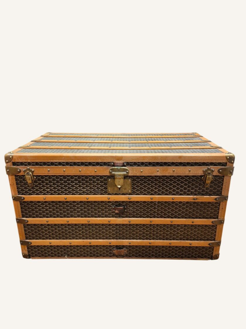 malle Goyard ancienne toile Goyardine laiton table basse