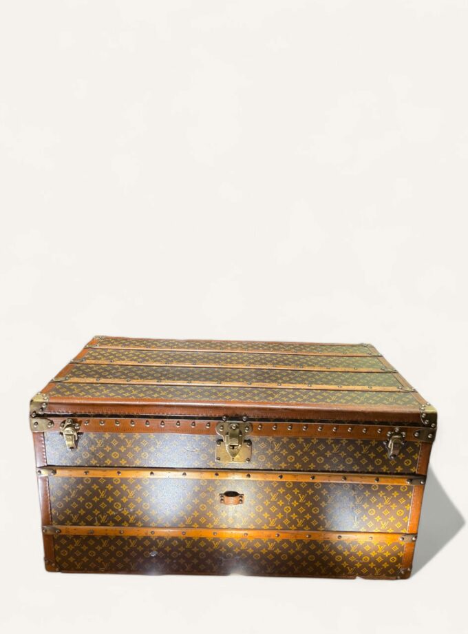 Louis Vuitton mail trunk vintage 1924