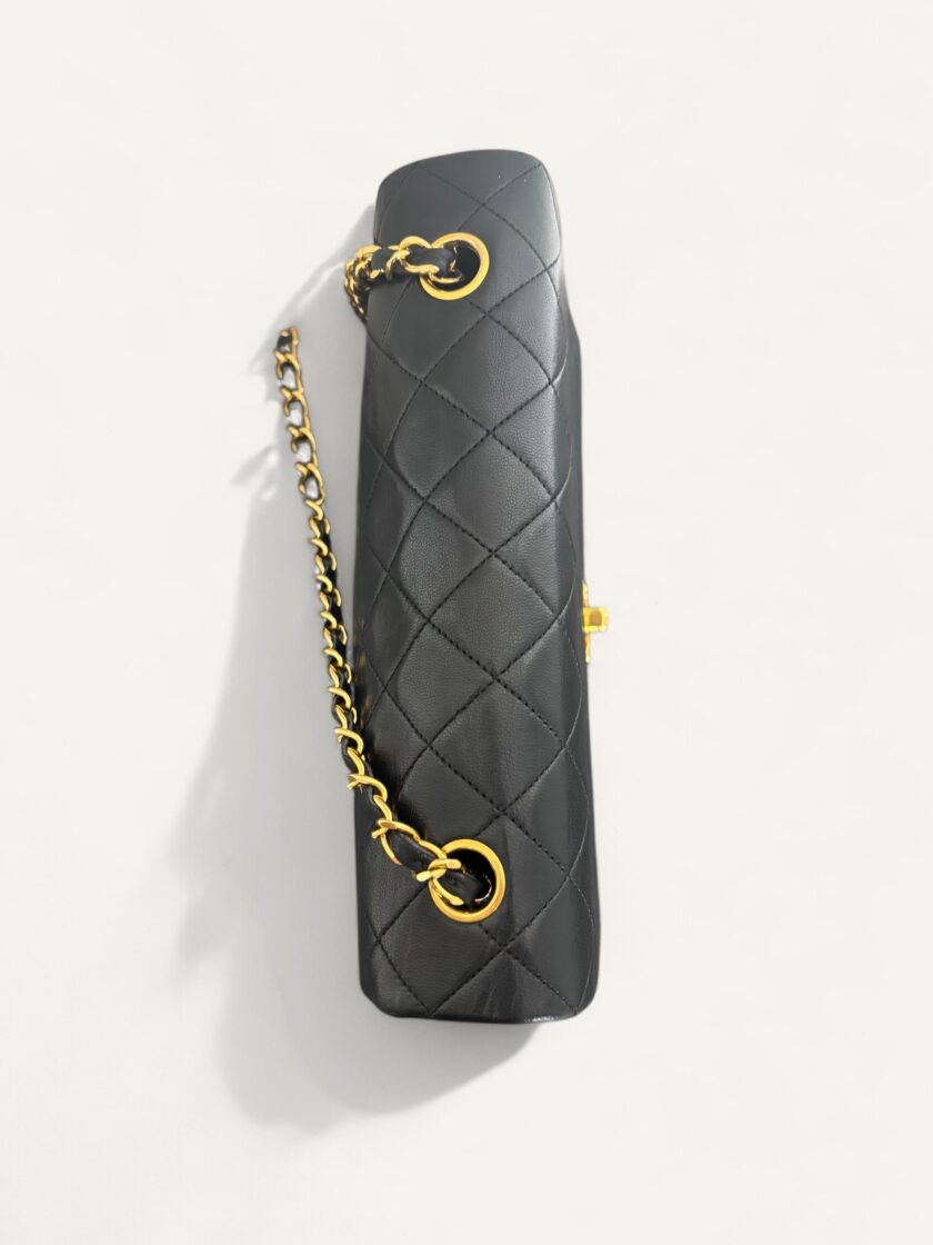 sac Chanel One Single Flap vintage cuir agneau noir or 24k