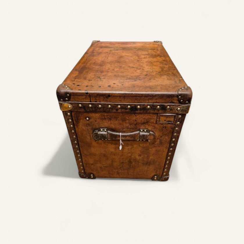 malle Louis Vuitton courrier ancienne tout cuir