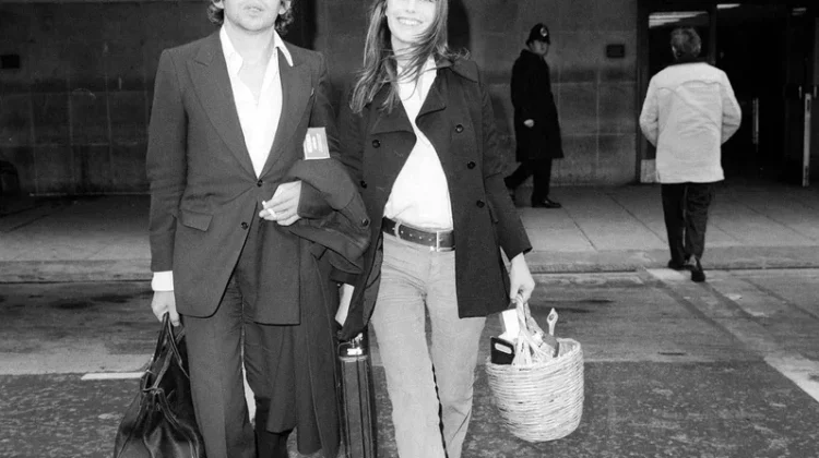 Le sac Hermès Haut à Courroies de Jane Birkin et Serge Gainsbourg est mis en vente.