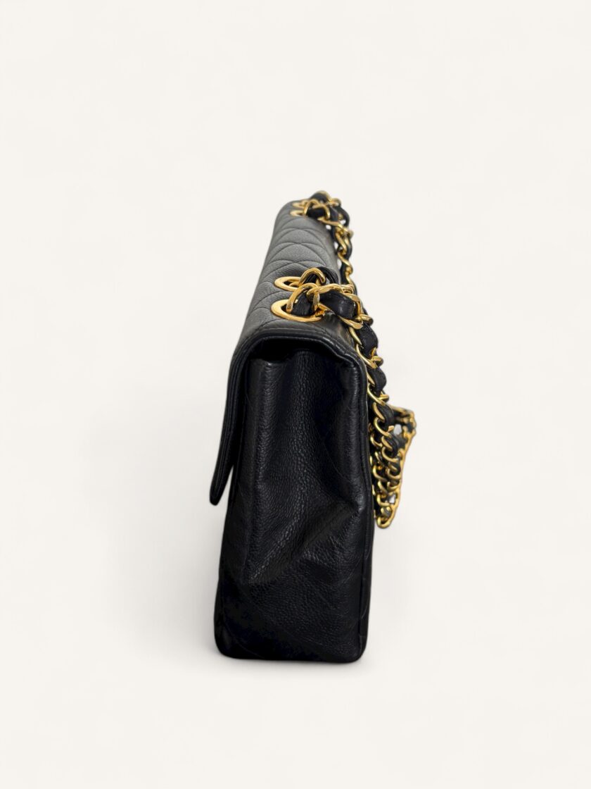 sac Chanel Jumbo vintage cuir caviar noir or 1995