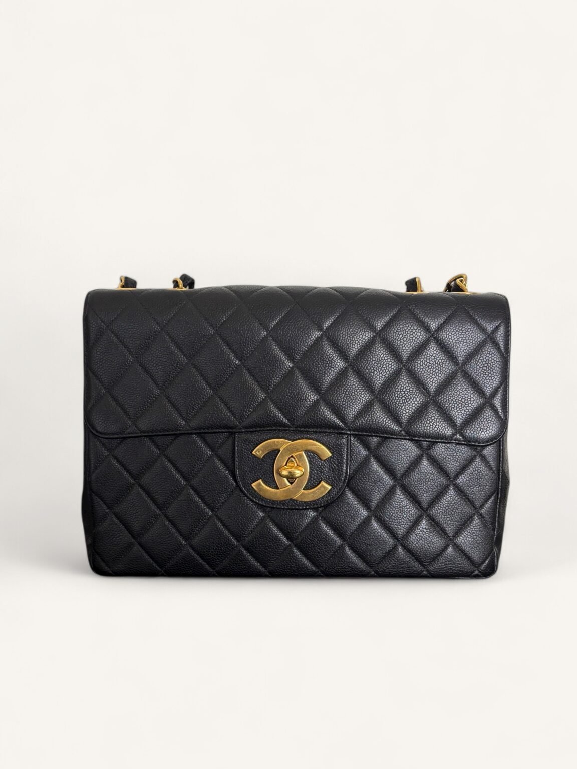 sac Chanel Jumbo vintage cuir caviar noir or 1995 authentification sac Chanel