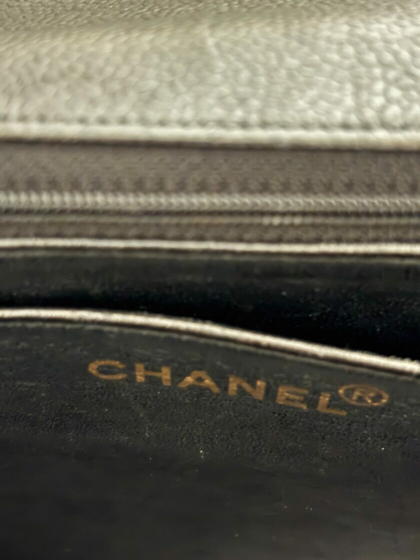 sac Chanel Jumbo vintage cuir caviar noir or 1995