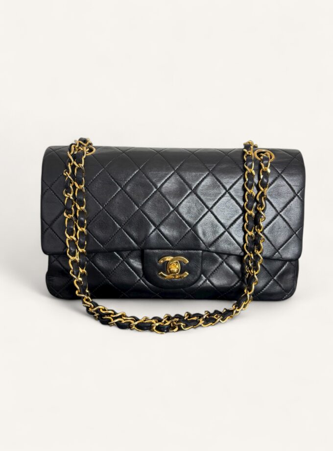 sac Chanel Timeless Classique medium vintage cuir agneau noir or 24k 1991