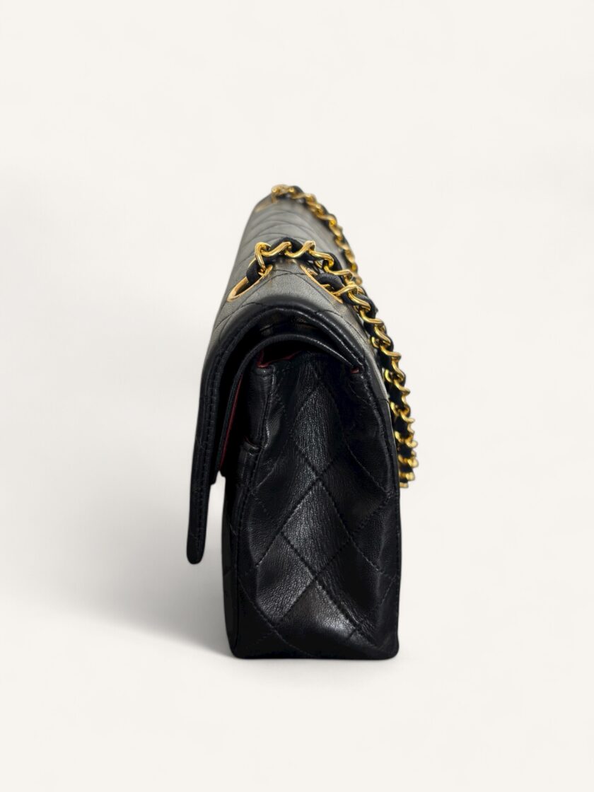 sac Chanel Timeless Classique medium vintage cuir agneau noir or 24k 1991