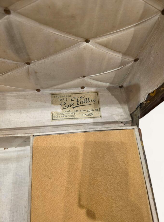 Malle Louis Vuitton cabine vintage 110