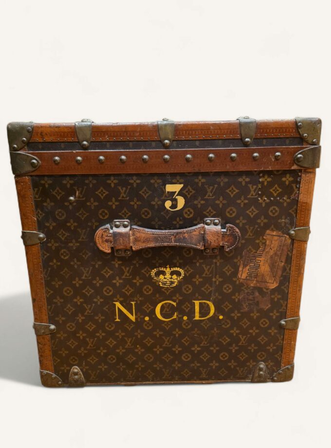 Malle Louis Vuitton ancienne