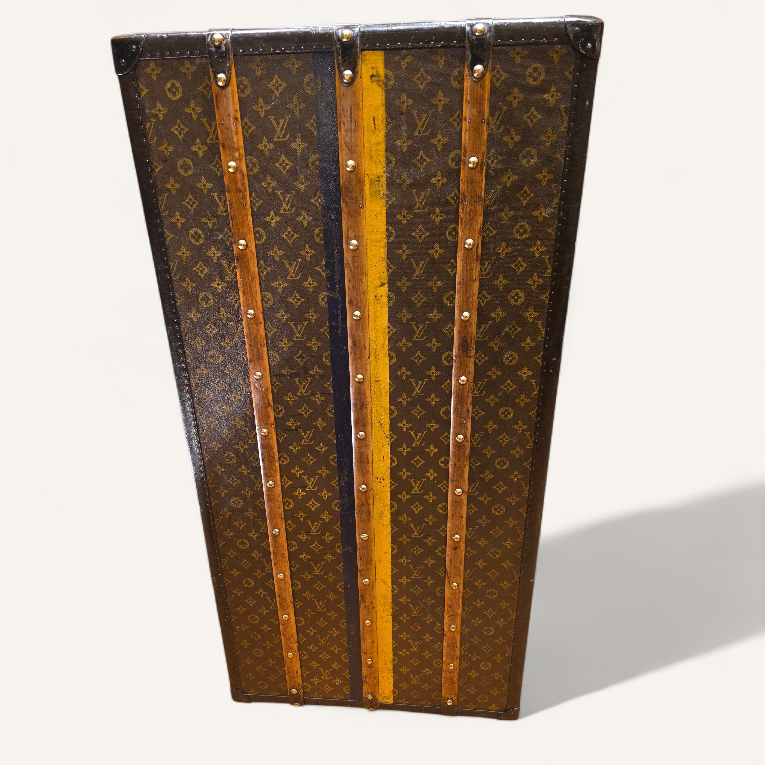 malle Louis Vuitton penderie bar vintage monogramme au pochoir