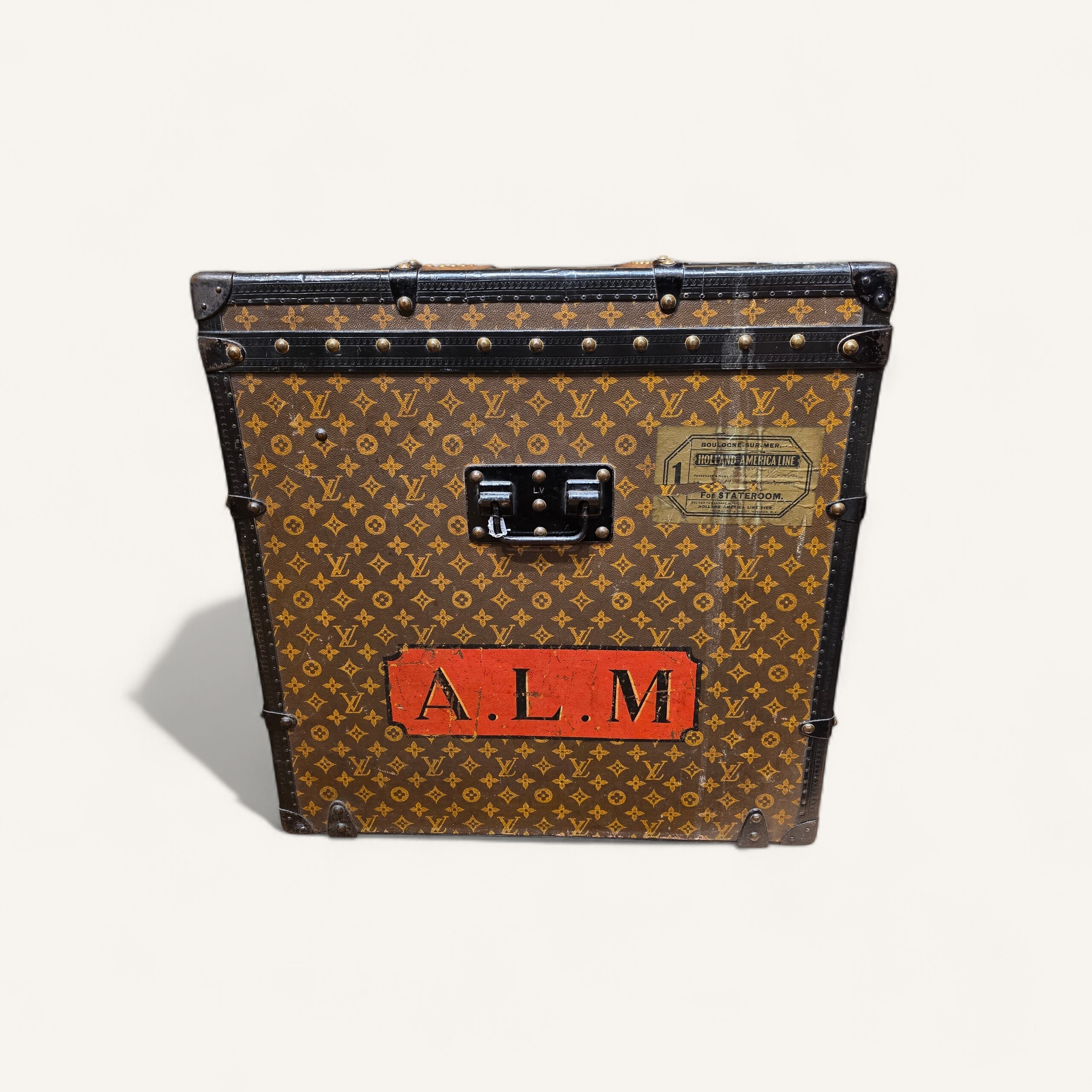 malle Louis Vuitton ancienne toile au pochoir 1 Rue Scribe