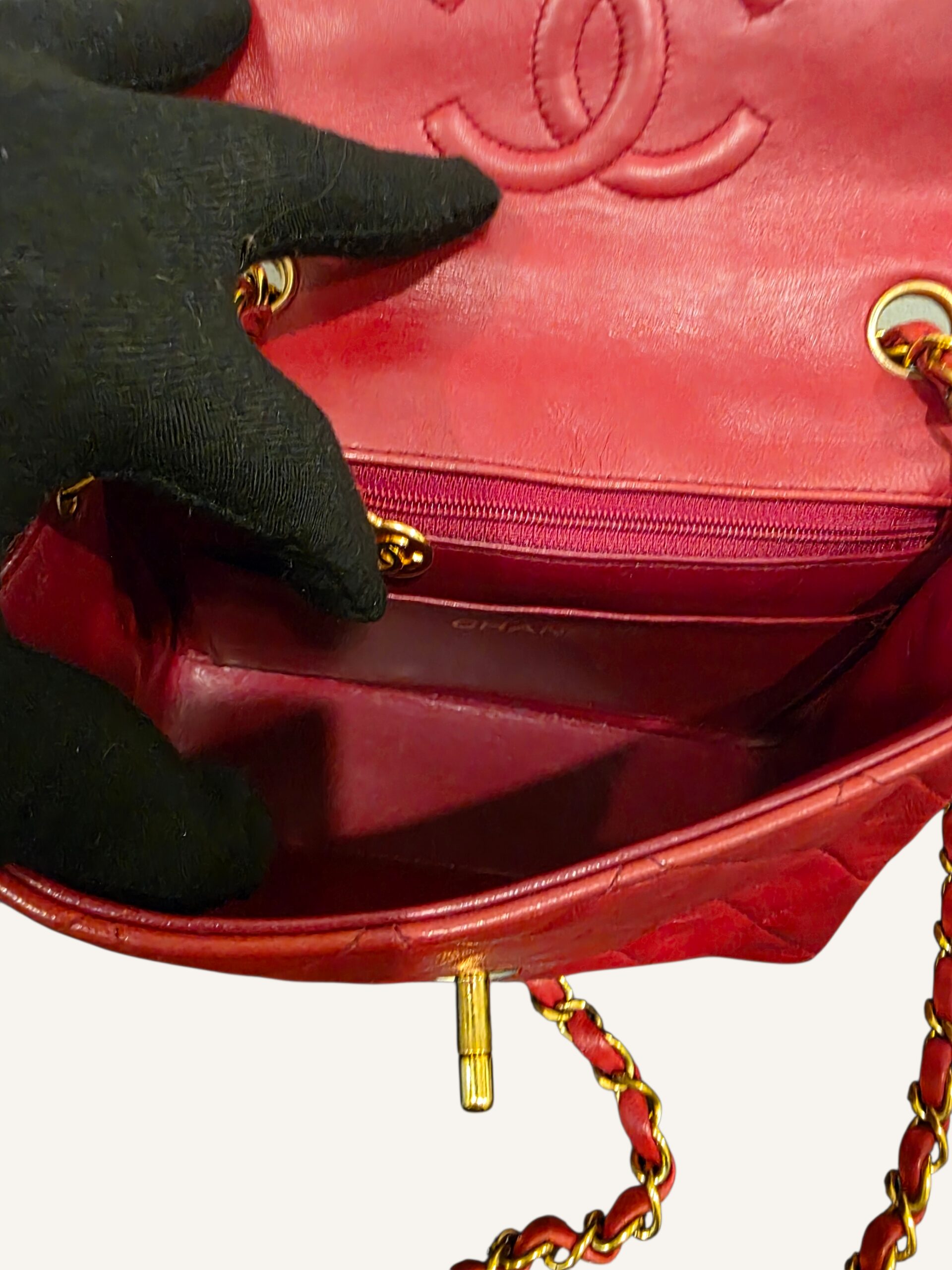 Mini Sac Chanel Vintage Rouge vintage – Image 10