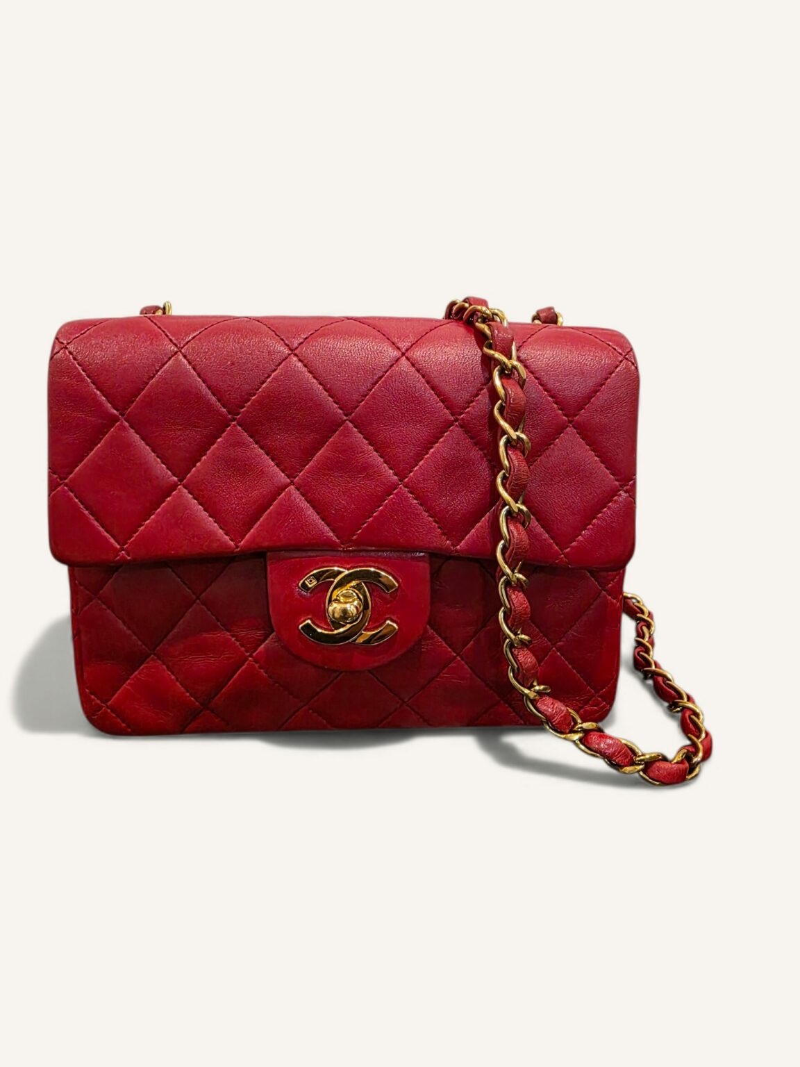 mini sac Chanel vintage rouge finitions gold authentification d’un sac Chane