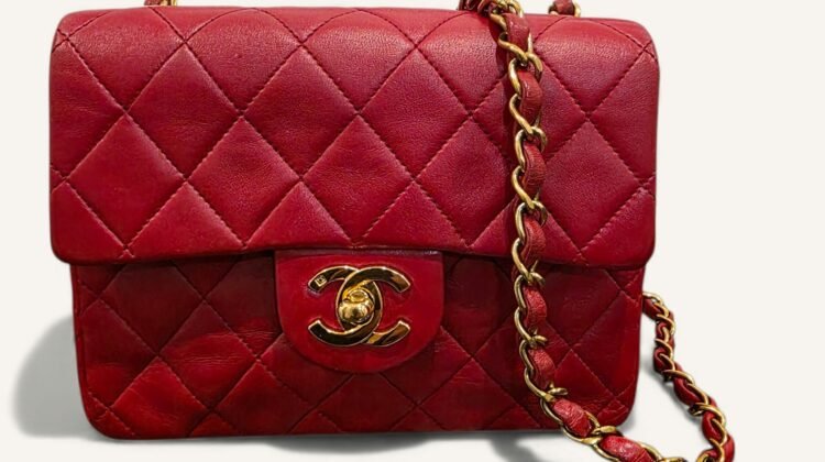 Éditions spéciales Chanel : les sacs collector à connaître