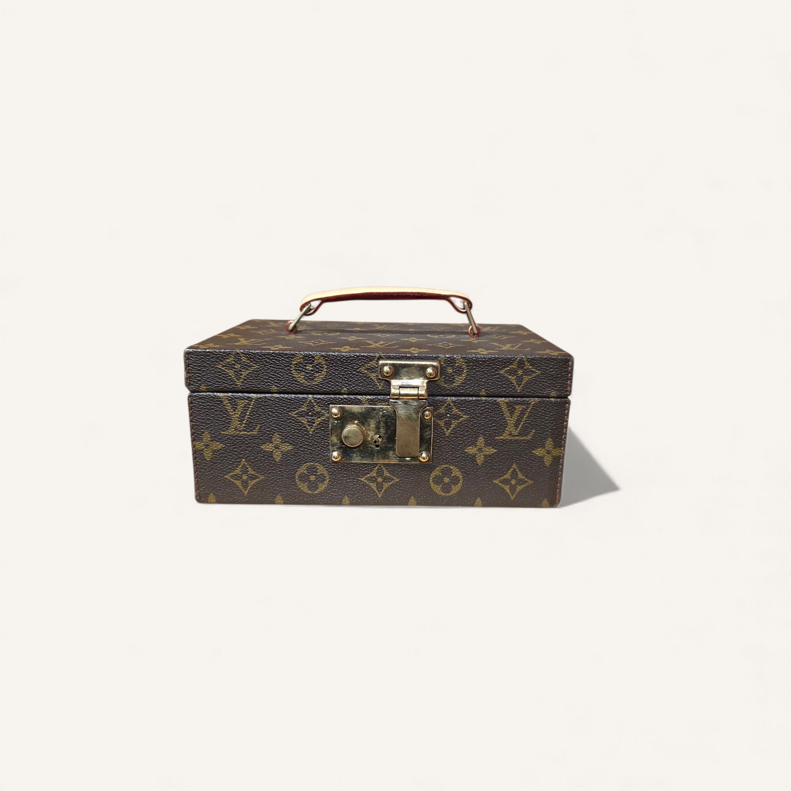 boîte à tout Louis Vuitton monogram