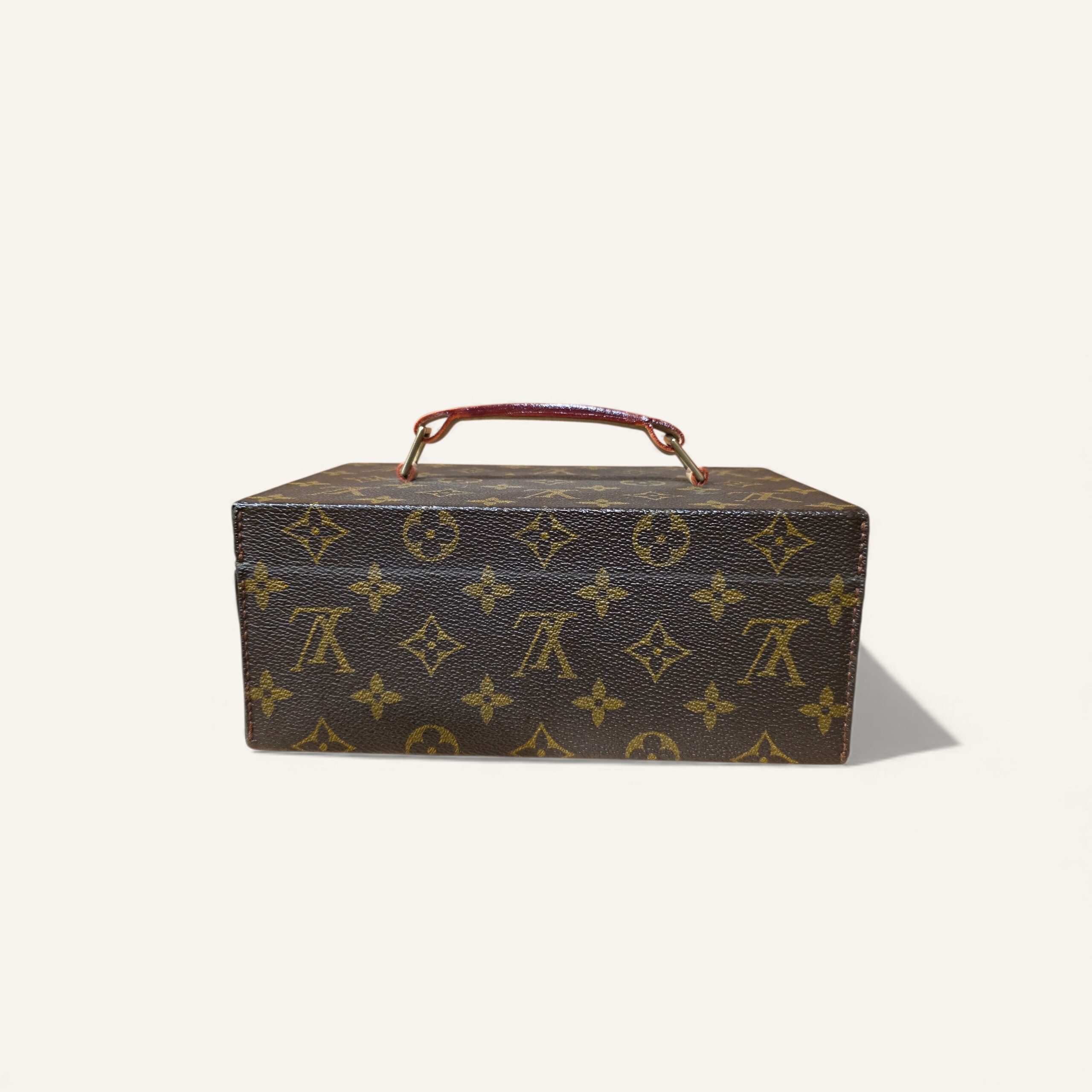 boîte à tout Louis Vuitton monogram