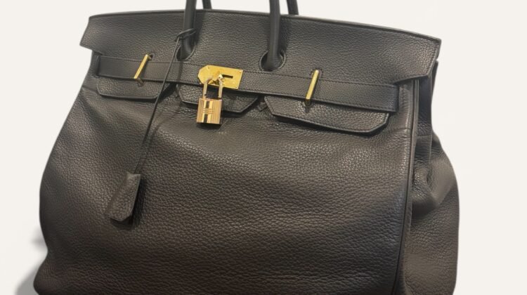 Vendre un sac de luxe en 2025 : où, comment et à quel prix ?