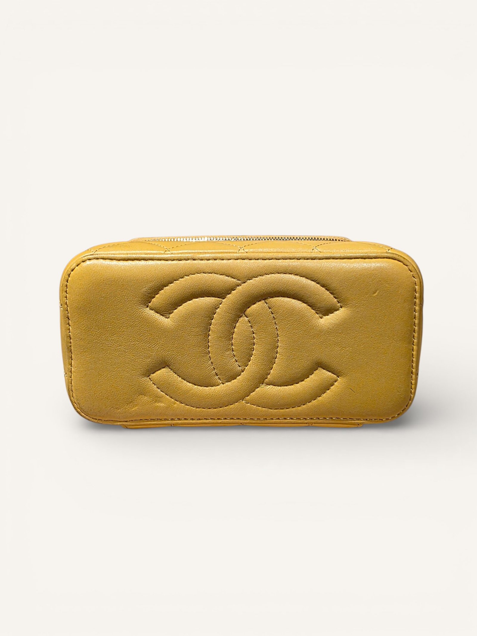 sac Chanel vanity cuir agneau jaune bandoulière