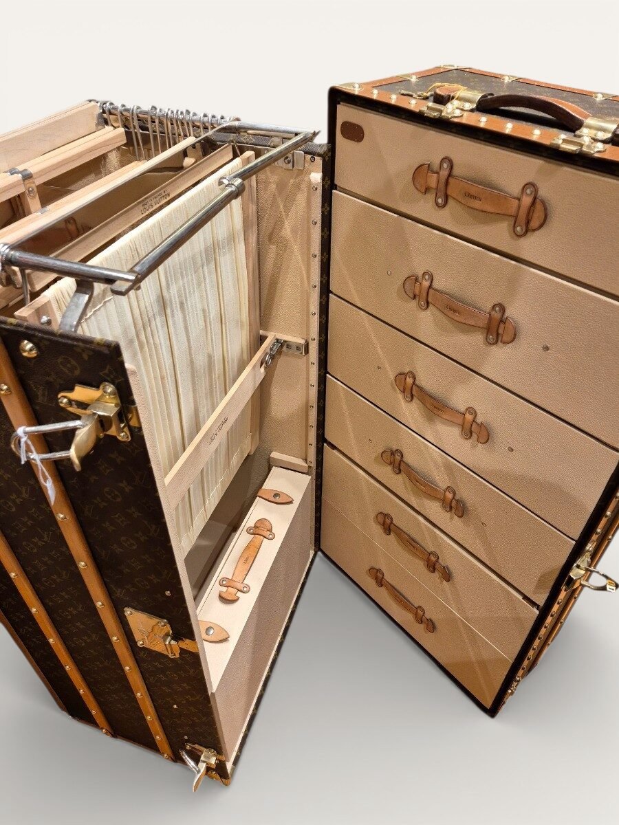 malle Louis Vuitton penderie grand modèle